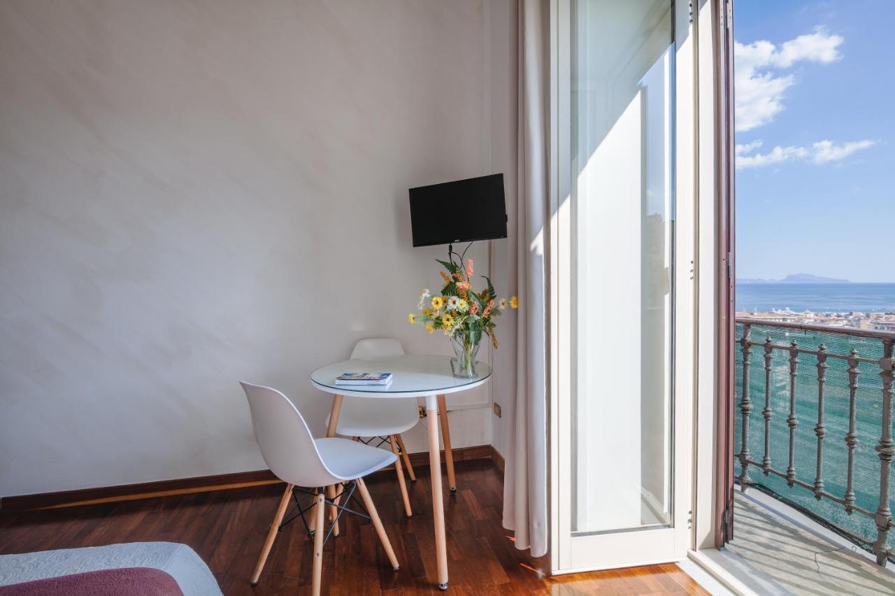 NapoliCentro Mare - Sea View Rooms&Suites Esterno foto