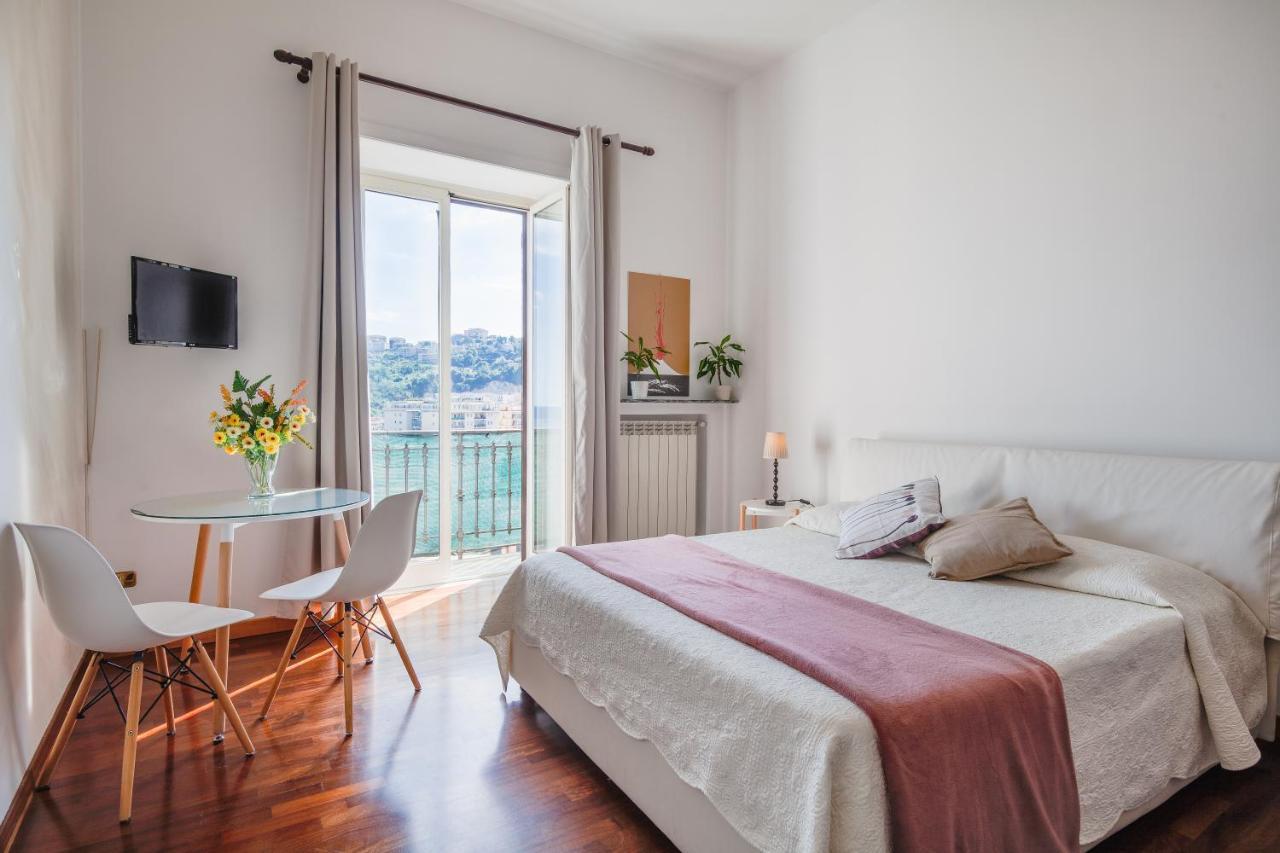 NapoliCentro Mare - Sea View Rooms&Suites Esterno foto