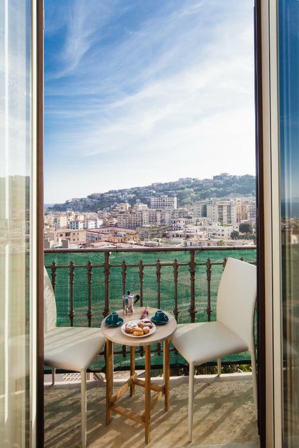 NapoliCentro Mare - Sea View Rooms&Suites Esterno foto