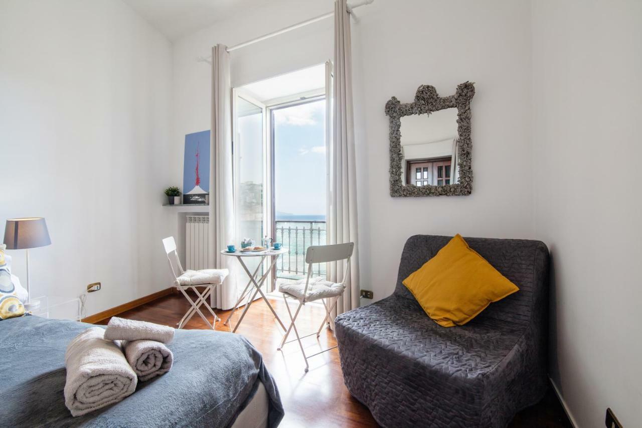 NapoliCentro Mare - Sea View Rooms&Suites Esterno foto